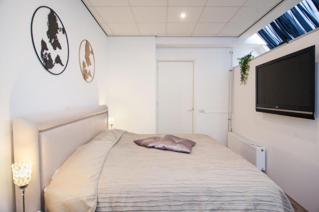 Luxurious Two Bedroom Apartment A Kwartier Center Groningen Bagian luar foto
